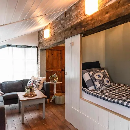 ベッド・アンド・ブレックファスト Bed En Omelet